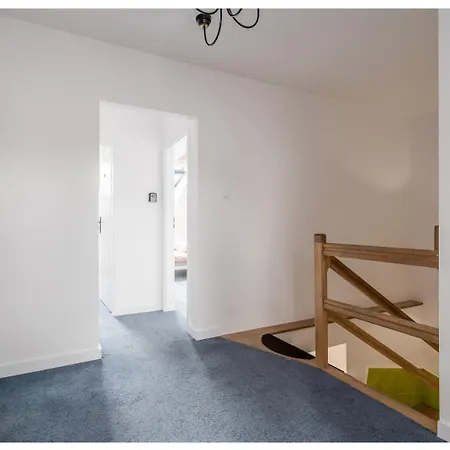 Homestay Venus - 15 Min To Old Town Gdansk